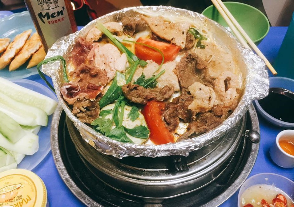 Bắp bò cần thời gian để mềm. Thời gian nướng lâu hơn thịt cá.