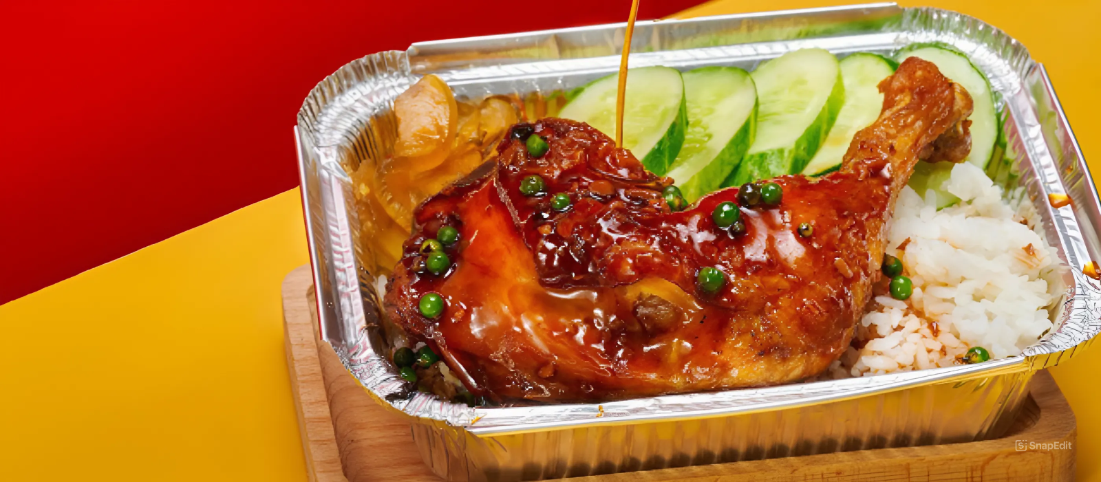 Khay giấy bạc đựng cơm văn phòng – Giải pháp cho bữa trưa công sở chất lượng, tiện nghi và hiện đại.