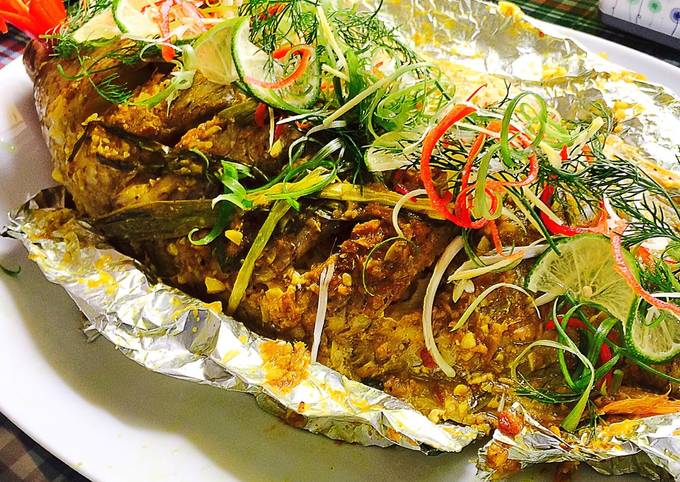 So sánh hiệu quả của kỹ thuật giấy bạc nướng cá so với nướng thông thường.