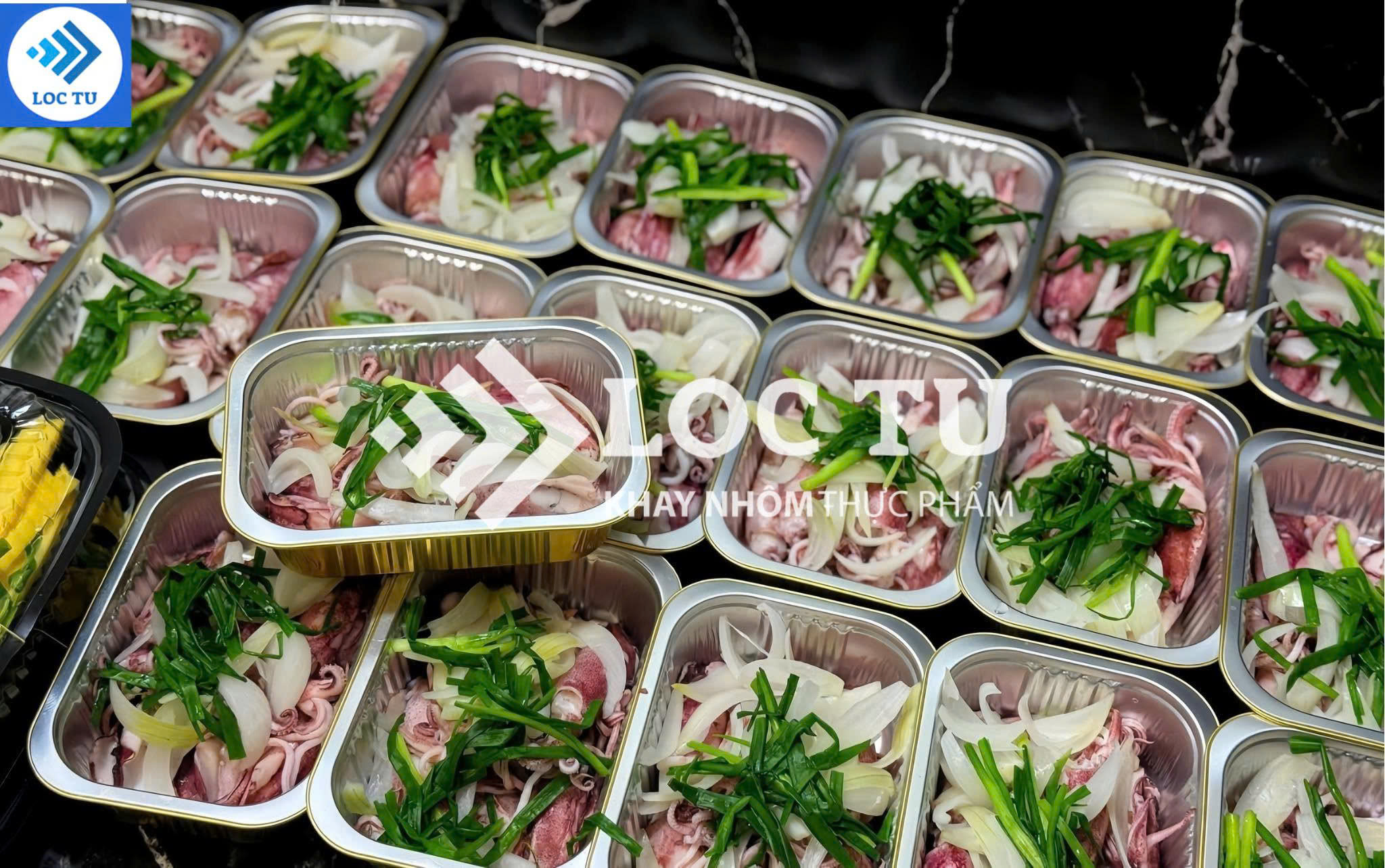 Lộc Tự - Đơn vị sản xuất Hộp giấy bạc chắc chắn, Cuộn giấy nhôm chất lượng và đảm bảo vệ sinh an toàn nhà bếp
